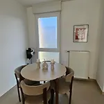 Apartamento Charming 1 Bedroom With Terrace Air Conditioning And Private Parking *