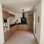 Charming 1 Bedroom With Terrace Air Conditioning And Private Parking Apartamento *