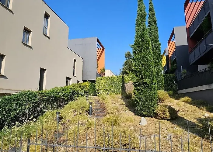 شقة Charming 1 Bedroom With Terrace Air Conditioning And Private Parking